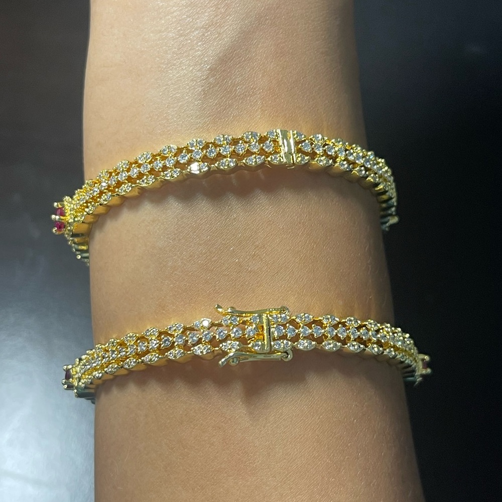 Gold bangles - Picture 2 of 7